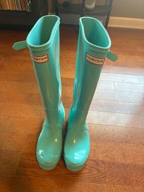 Hunter Glossy Tiffany Blue Tall Rain Boots size 7 turquoise